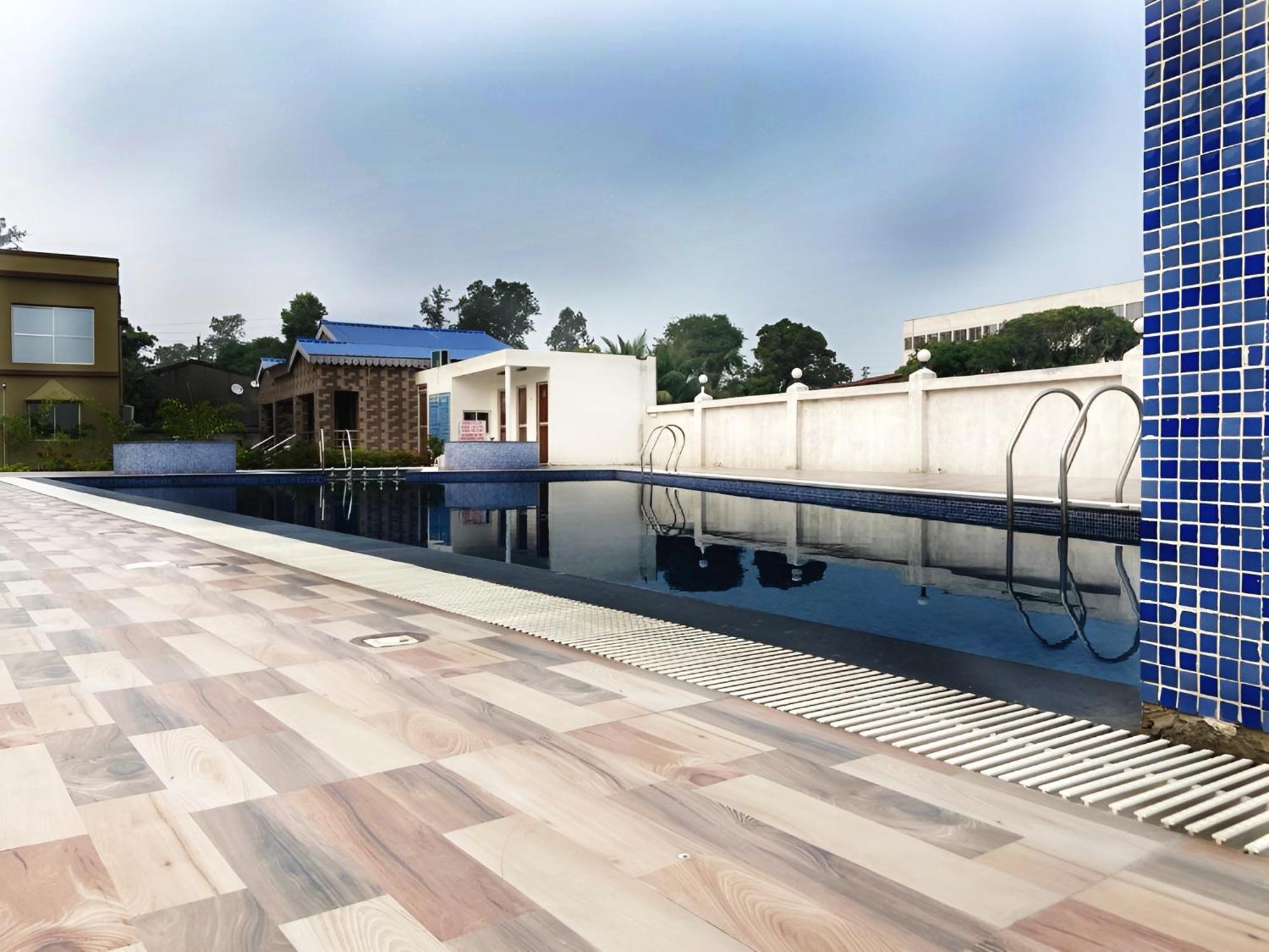 Resort Saikat Saranya Mandarmani Eksteriør billede